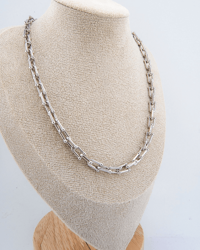 Kurze Silber Halskette für Damen
